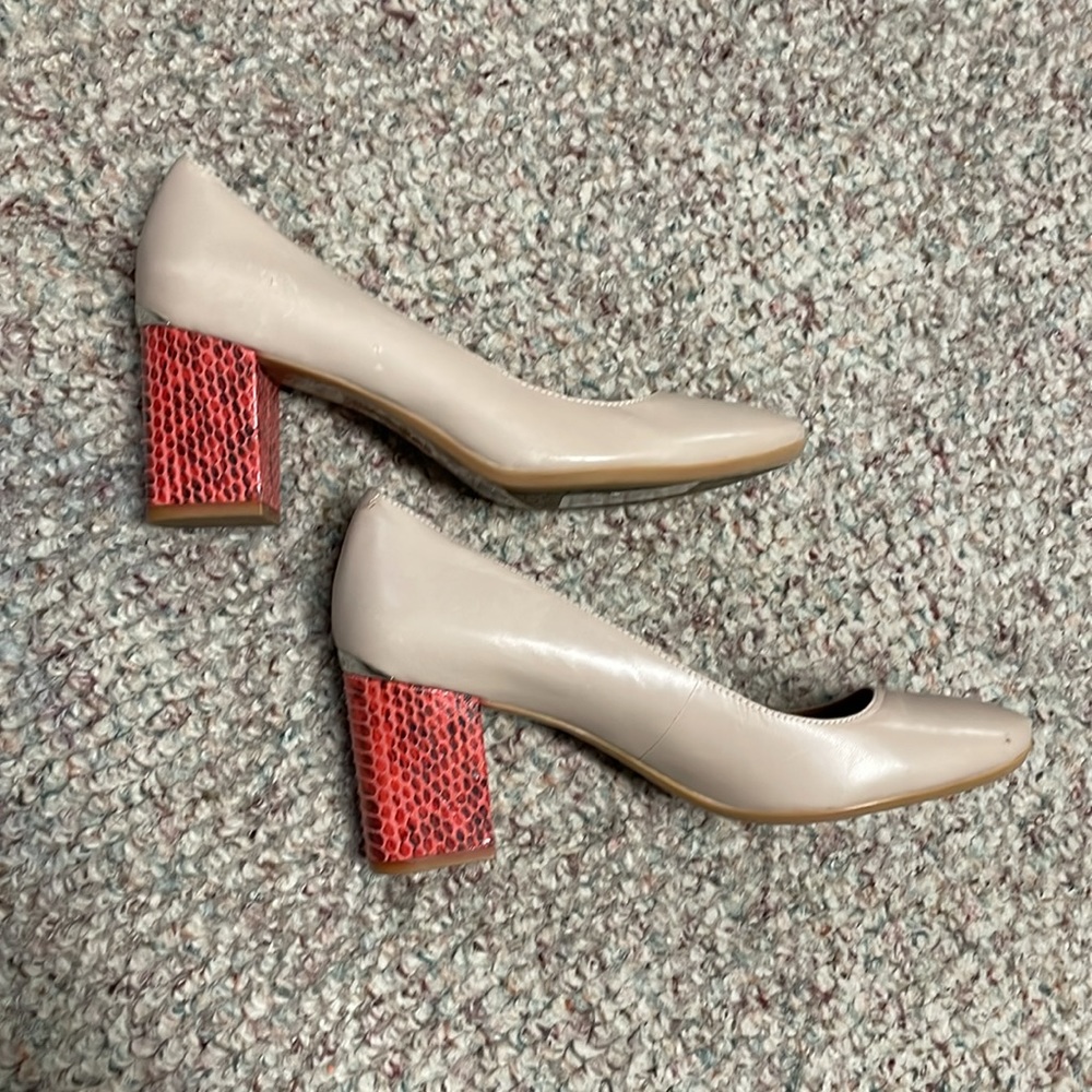 Calvin Klein block heels - Picture 4 of 8